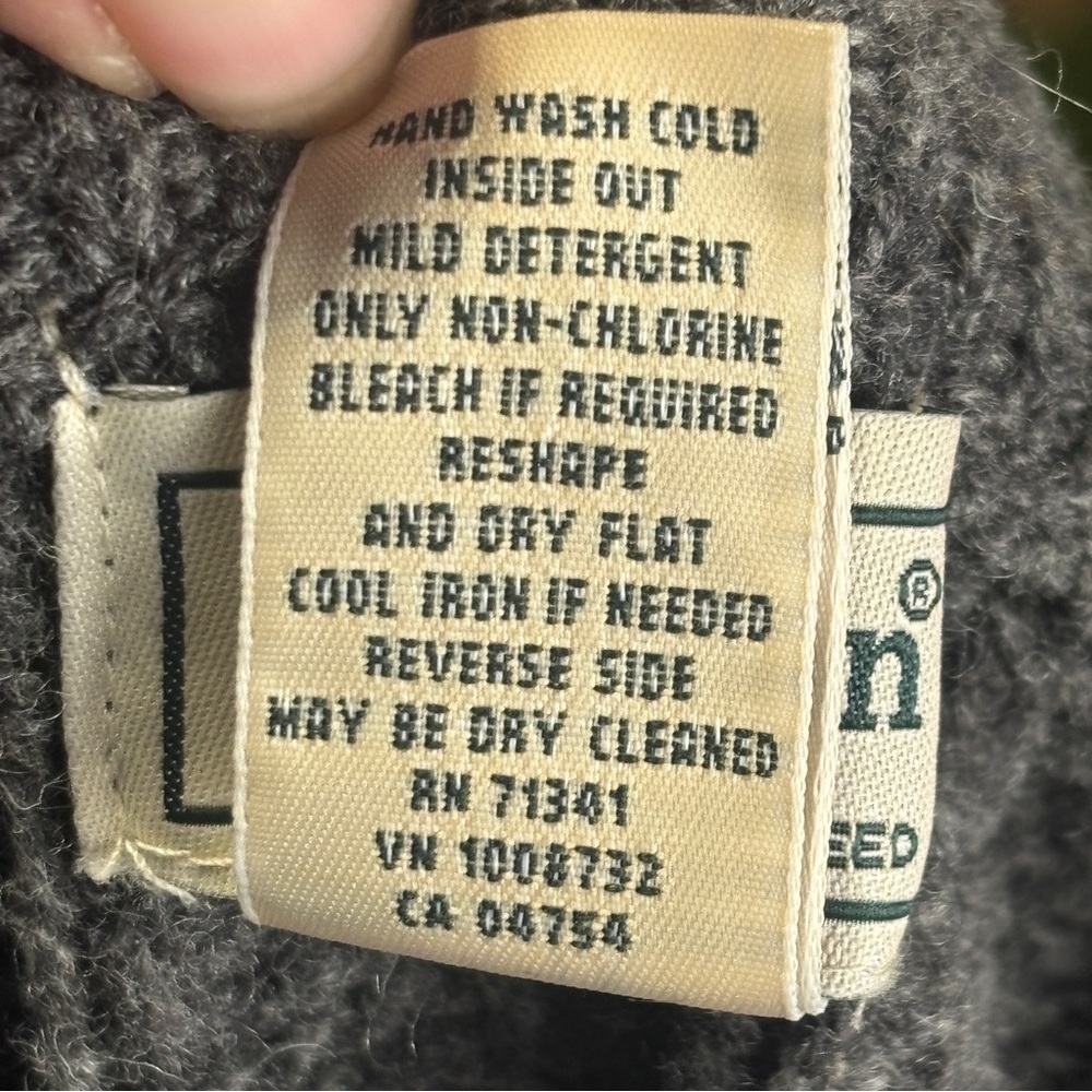 LL Bean Sweater Mens X Large Gray Lambs Wool Classic Outdoor Grandpa Pullover - Picture 8 of 9